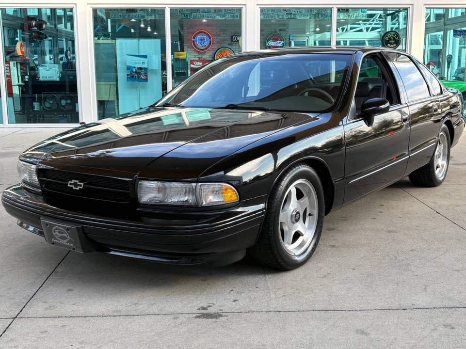 1994 Chevrolet Caprice - Image 10 of 31