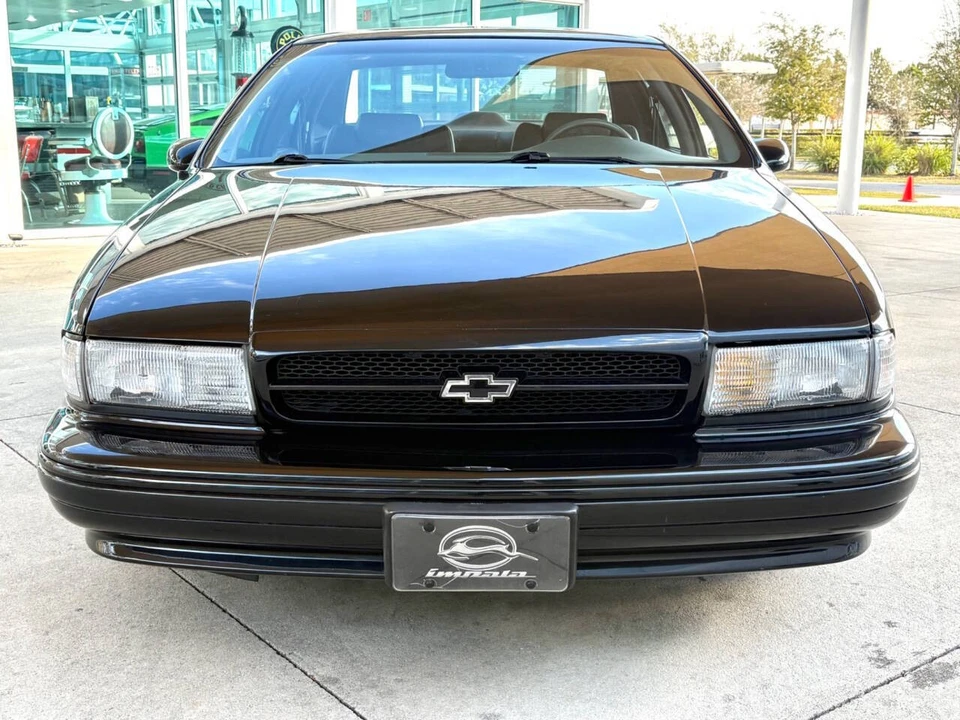 1994 Chevrolet Caprice - Image 2 of 21