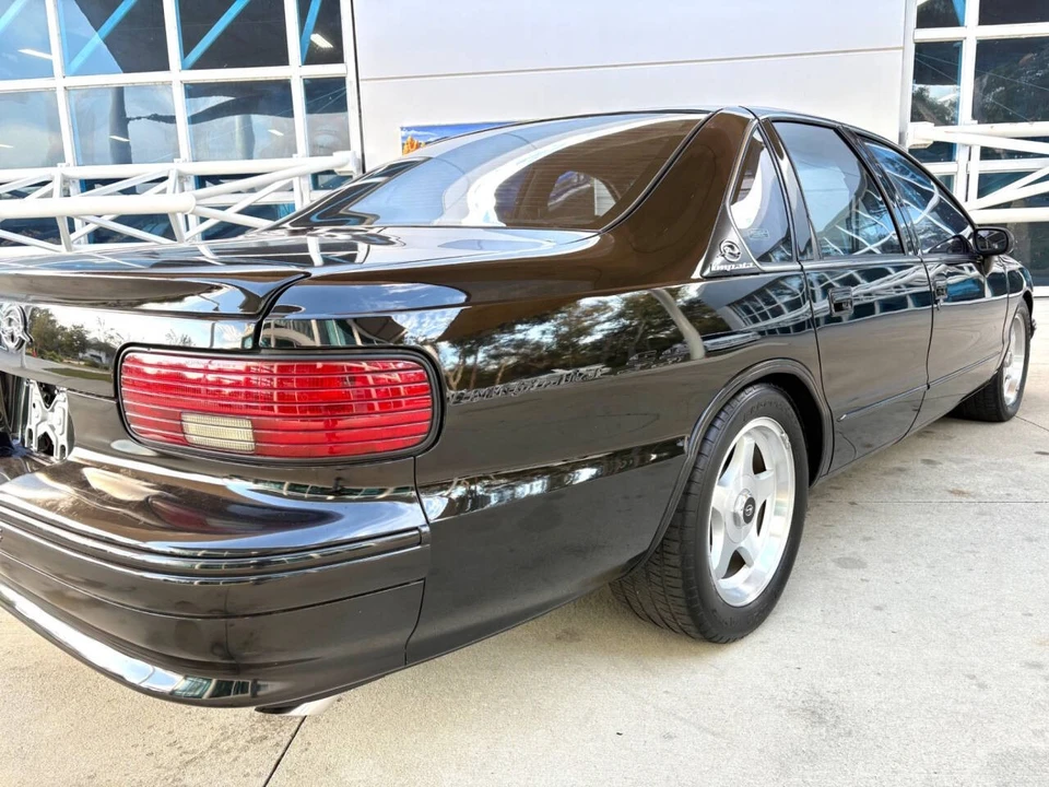 1994 Chevrolet Caprice - Image 14 of 21