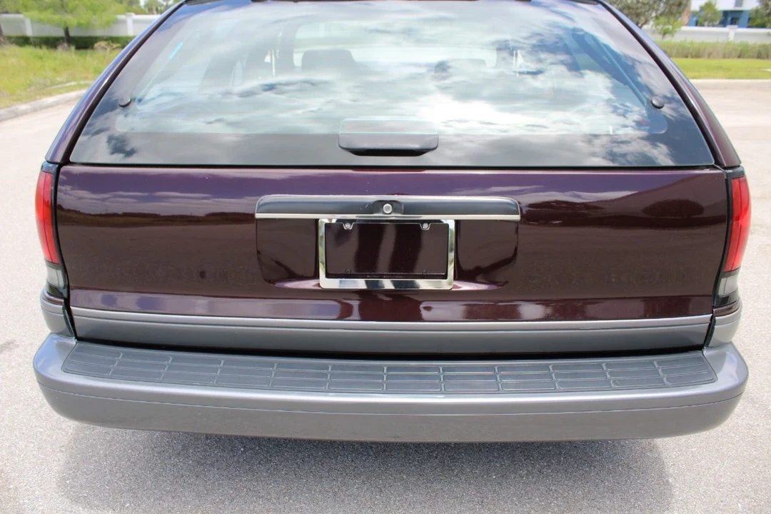 1994 Chevrolet Caprice - Image 15 of 21