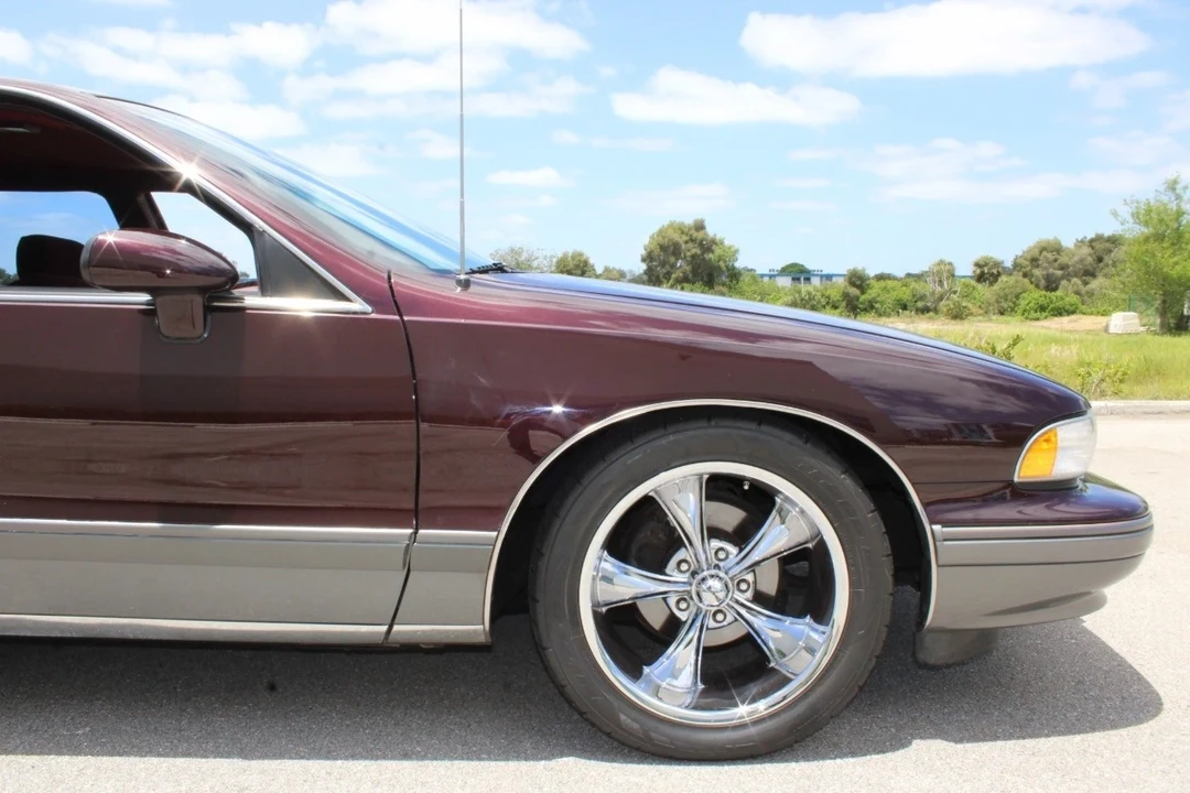 1994 Chevrolet Caprice - Image 16 of 21