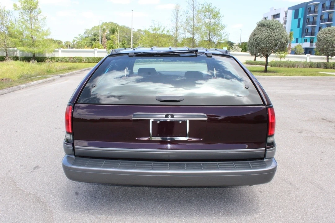 1994 Chevrolet Caprice - Image 9 of 21