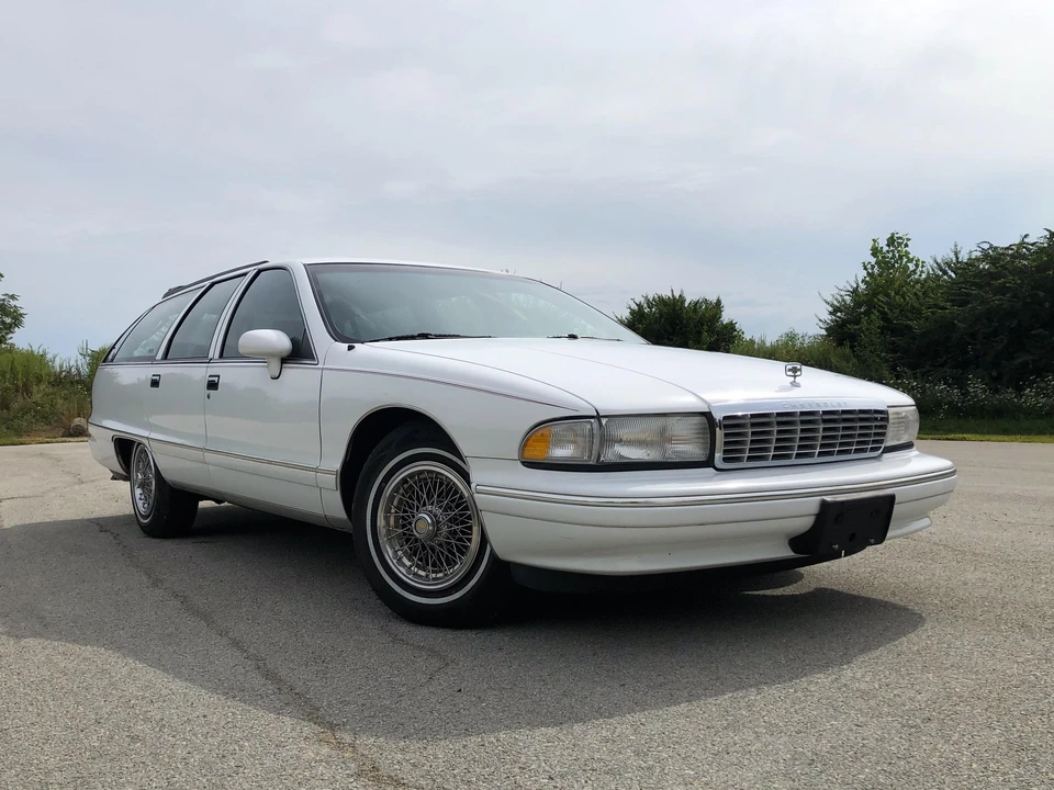 1994 Chevrolet Caprice - Image 2 of 31
