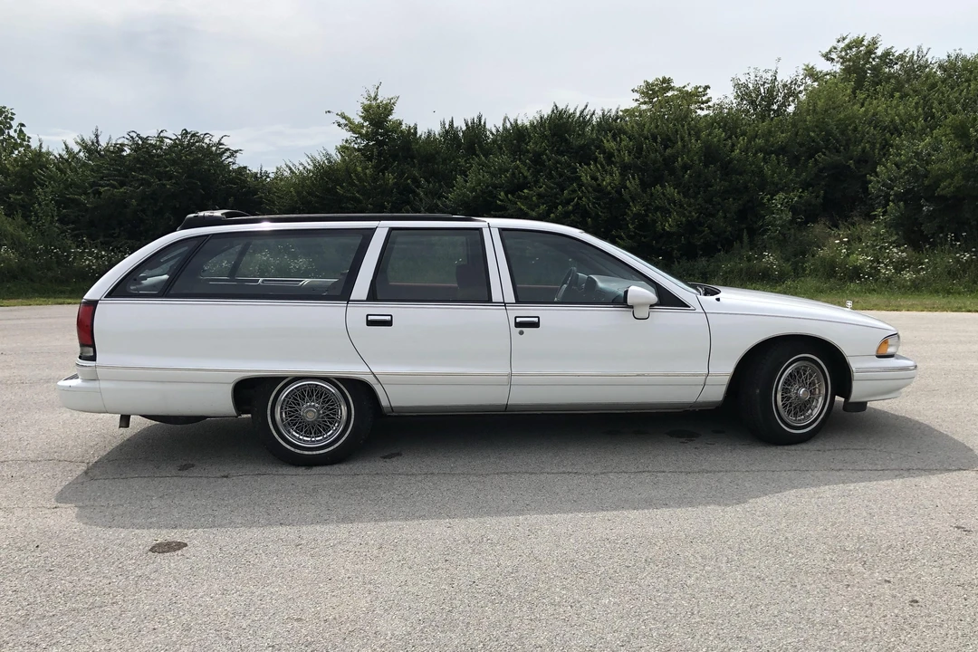 1994 Chevrolet Caprice - Image 9 of 31