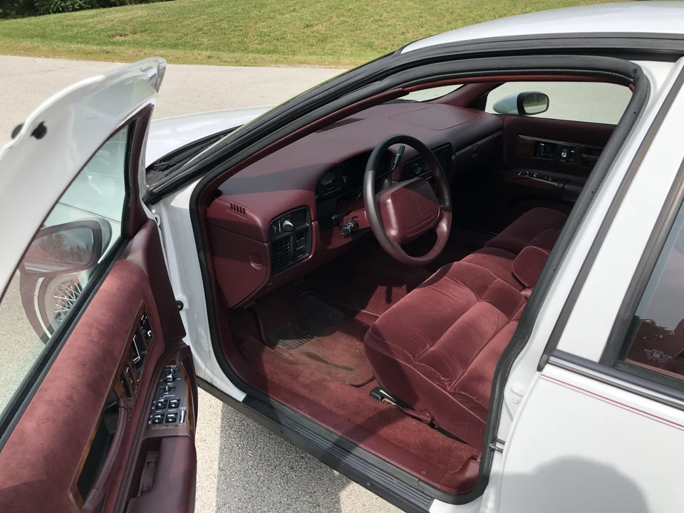 1994 Chevrolet Caprice - Image 27 of 31