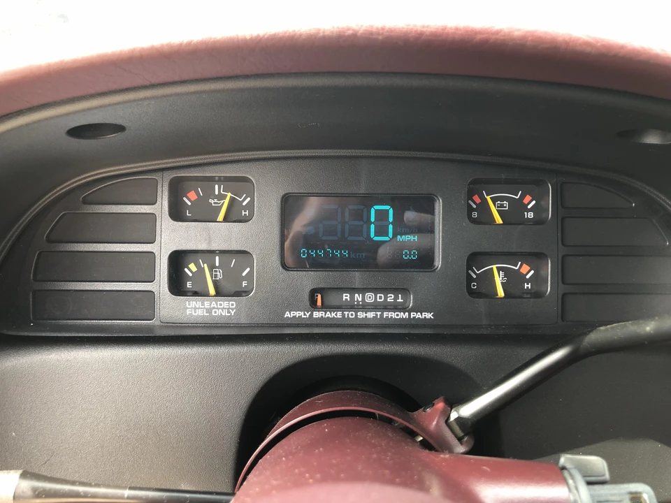 1994 Chevrolet Caprice - Image 24 of 31