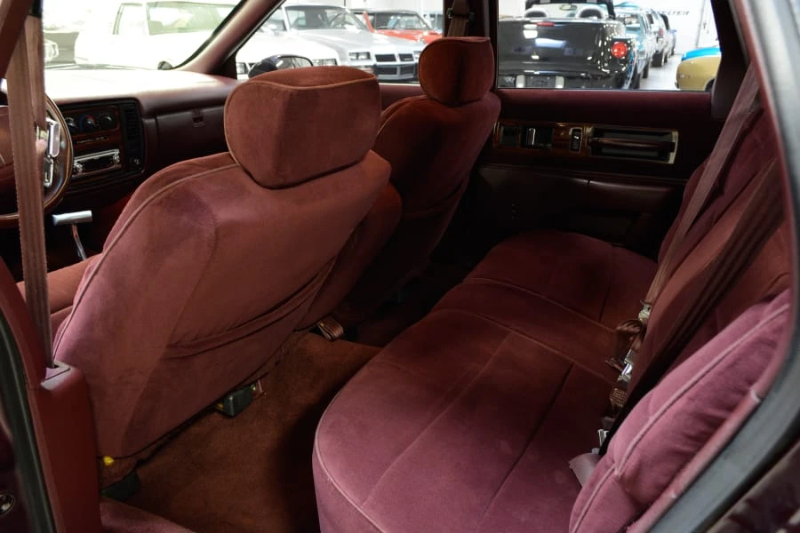 1994 Chevrolet Caprice - Image 6 of 10