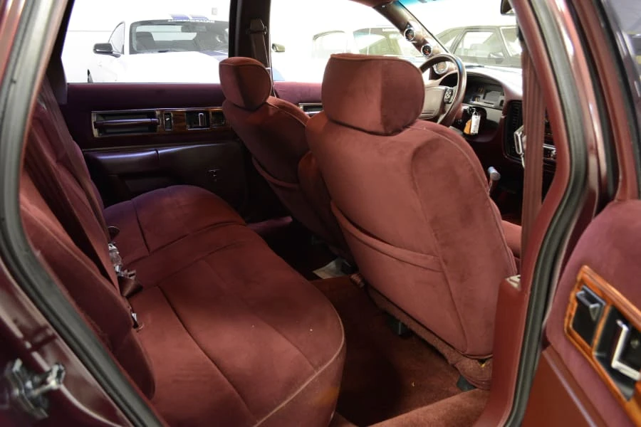 1994 Chevrolet Caprice - Image 7 of 10