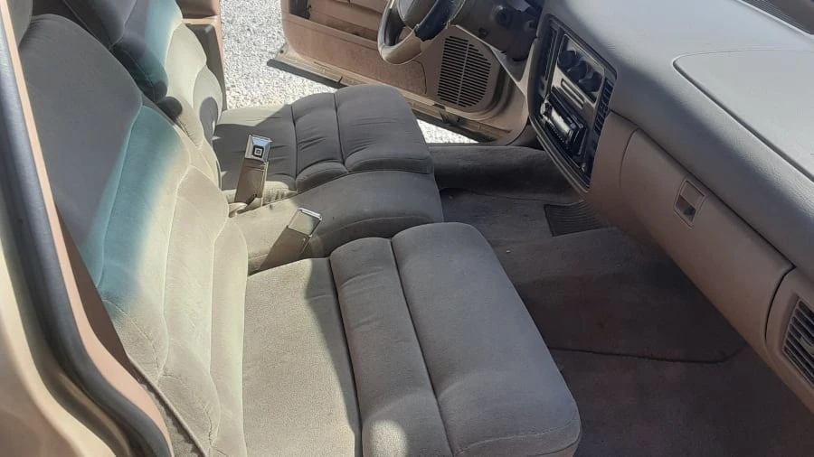 1994 Chevrolet Caprice - Image 10 of 20