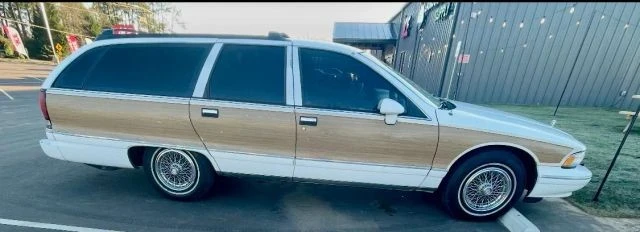 1994 Chevrolet Caprice - Image 2 of 10