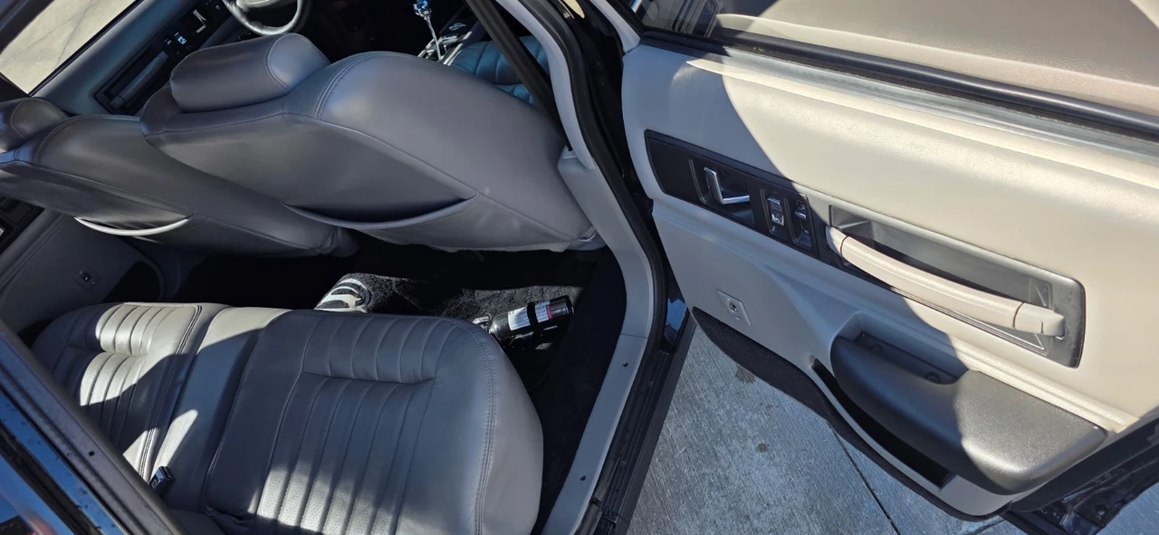 1994 Chevrolet Caprice - Image 10 of 11