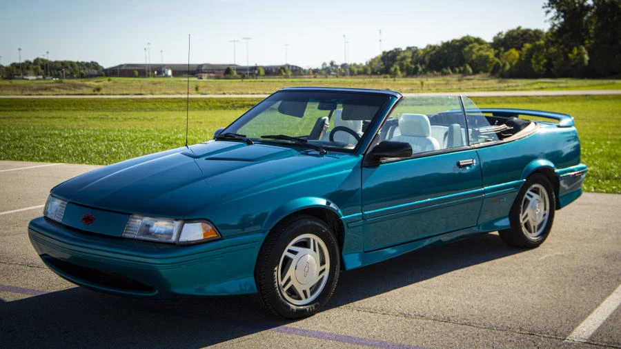 1994 Chevrolet Cavalier - Image 10 of 17