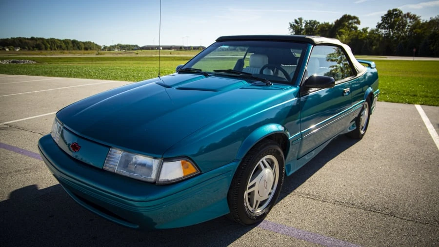 1994 Chevrolet Cavalier - Image 16 of 17