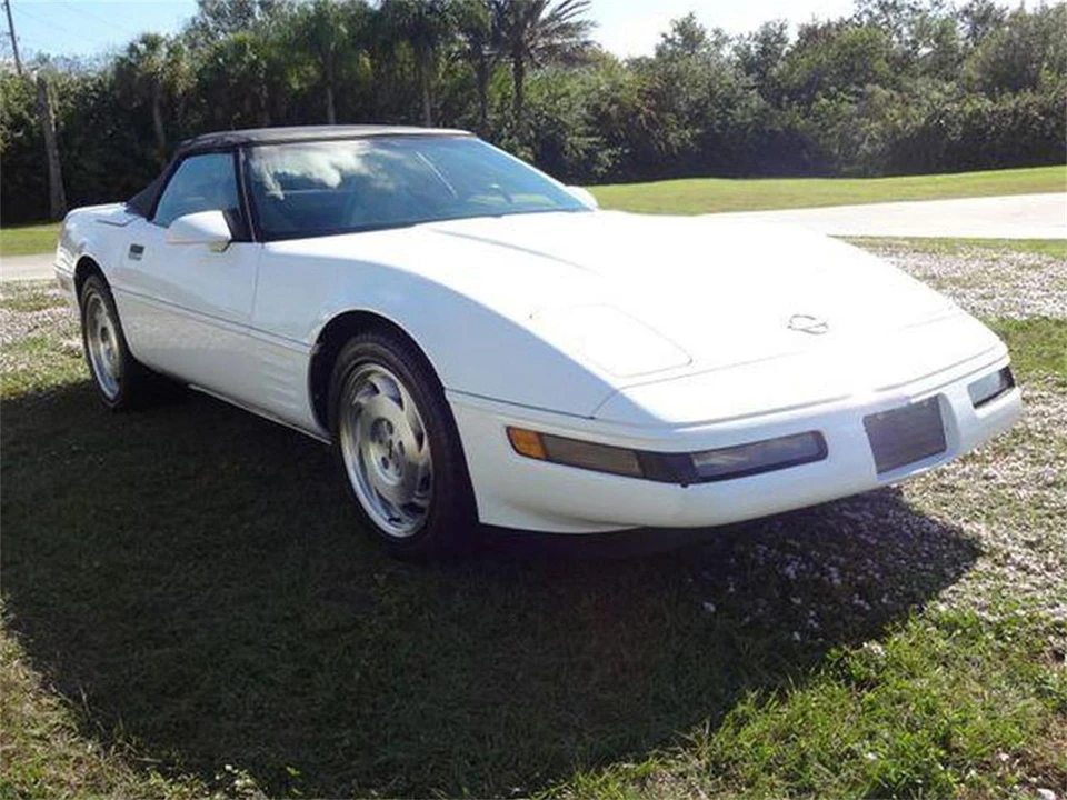 1994 Chevrolet - Image 2 of 31