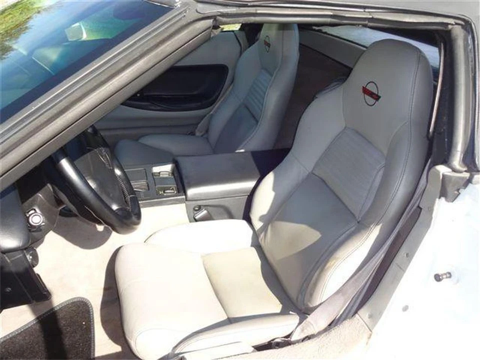 1994 Chevrolet - Image 18 of 31