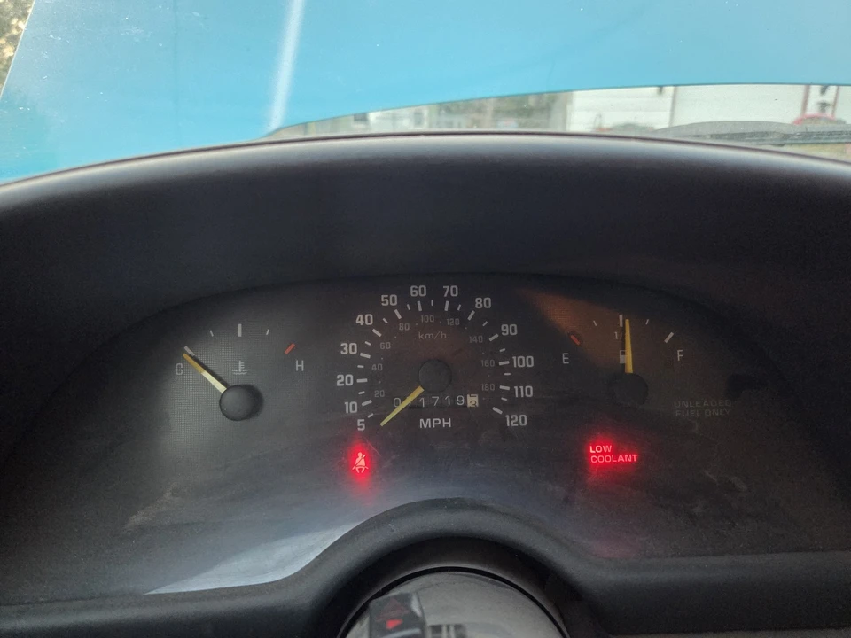 1994 Chevrolet Corsica - Image 6 of 11
