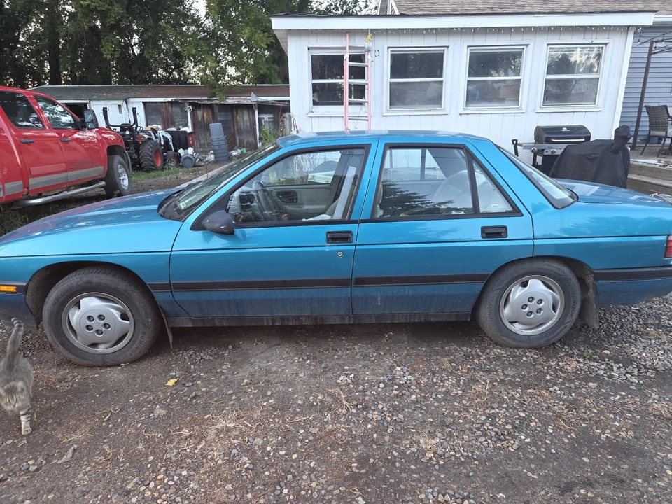 1994 Chevrolet Corsica - Image 2 of 11