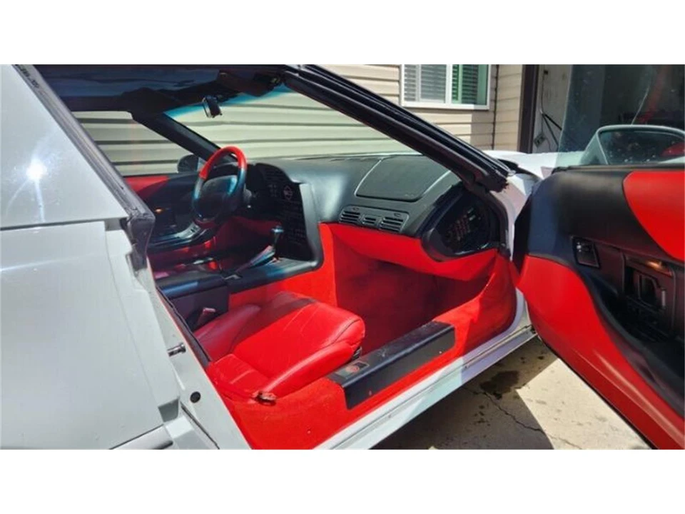 1994 Chevrolet Corvette C4 - Image 17 of 18