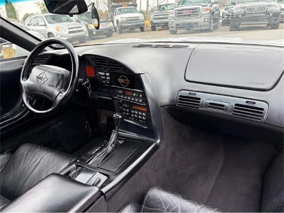 1994 Chevrolet Corvette C4 - Image 4 of 17