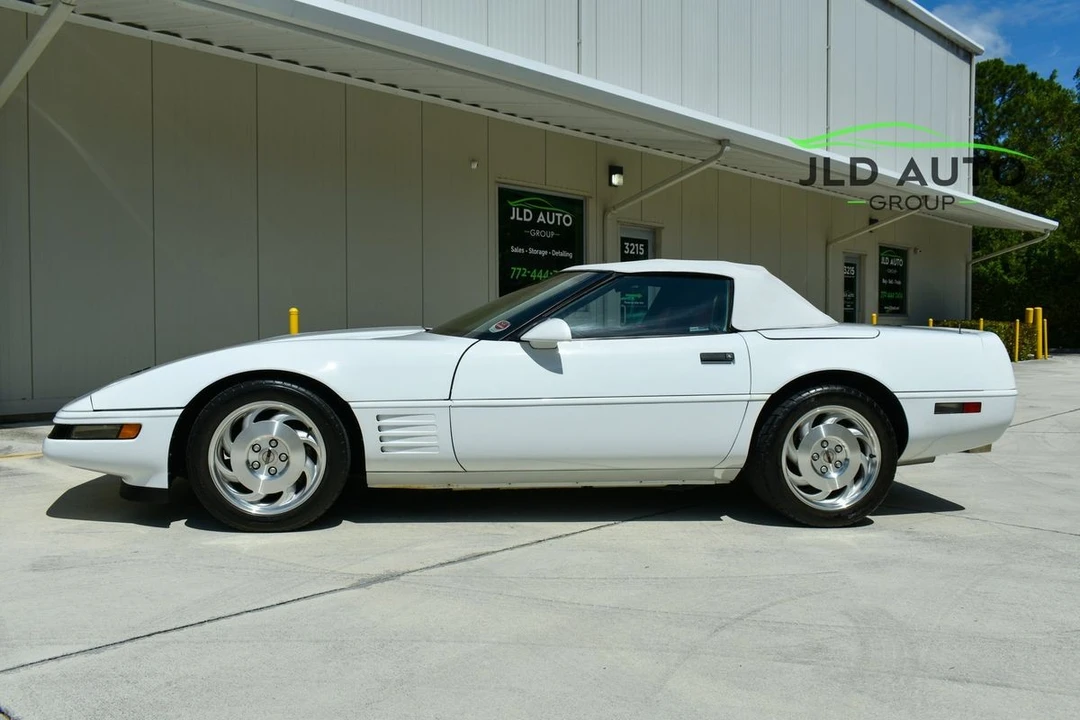 1994 Chevrolet Corvette C4 - Image 6 of 31