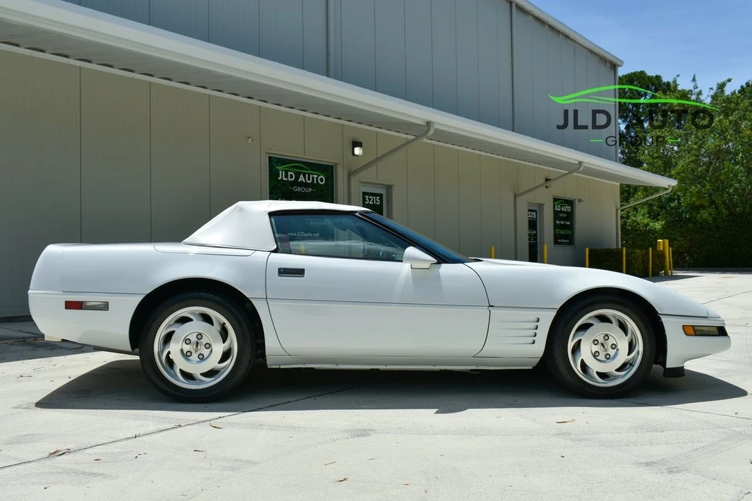 1994 Chevrolet Corvette C4 - Image 12 of 31