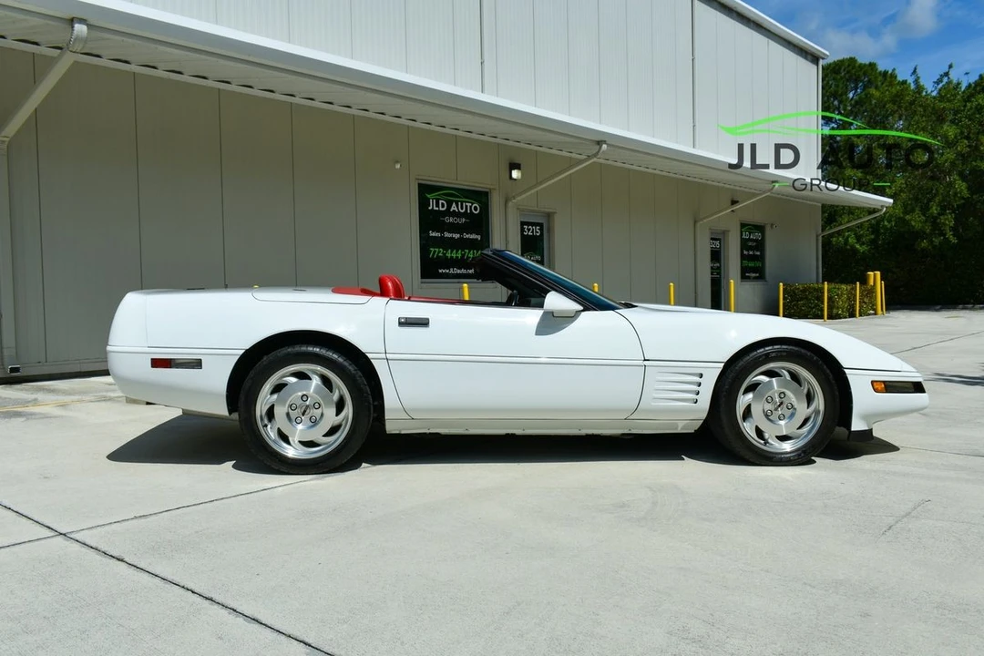 1994 Chevrolet Corvette C4 - Image 11 of 31