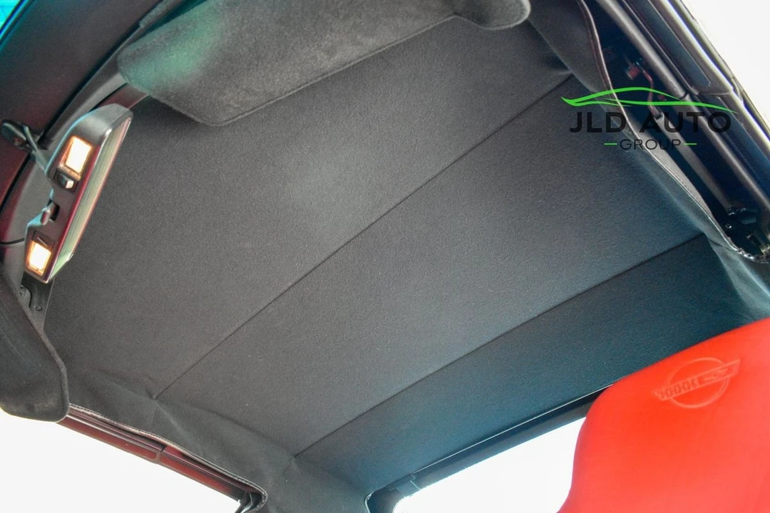 1994 Chevrolet Corvette C4 - Image 26 of 31