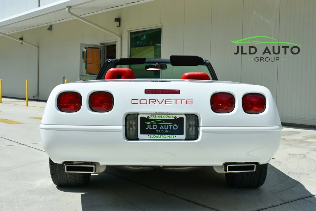 1994 Chevrolet Corvette C4 - Image 9 of 31