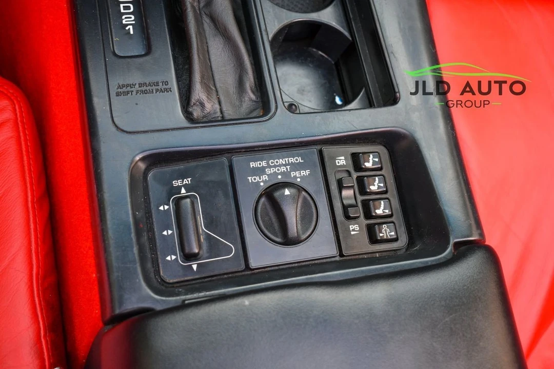 1994 Chevrolet Corvette C4 - Image 23 of 31