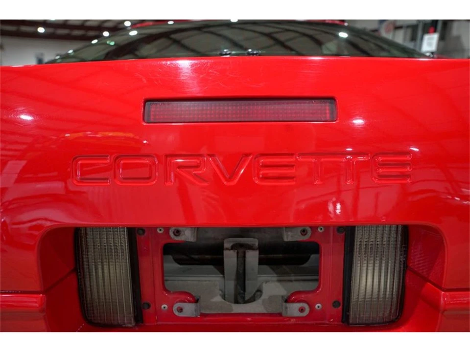 1994 Chevrolet Corvette C4 - Image 24 of 31