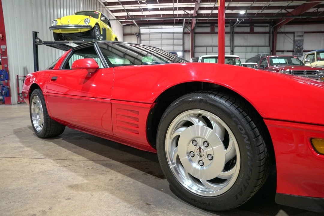 1994 Chevrolet Corvette C4 - Image 18 of 31