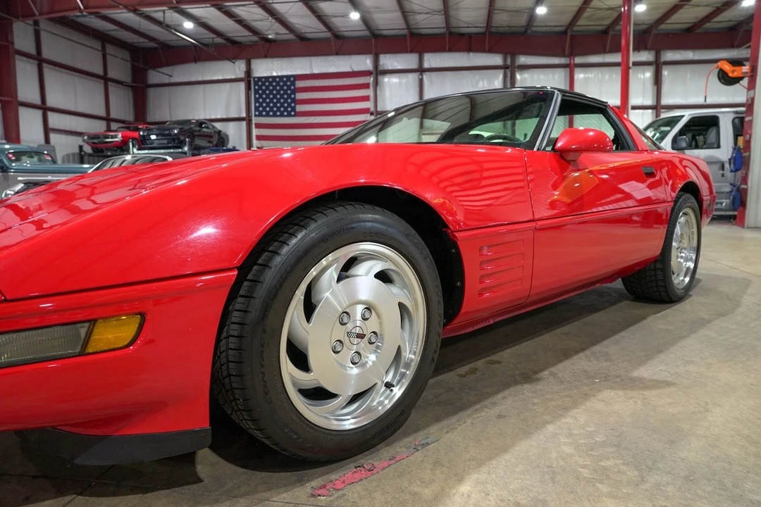 1994 Chevrolet Corvette C4 - Image 19 of 31