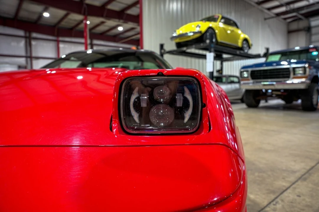 1994 Chevrolet Corvette C4 - Image 22 of 31