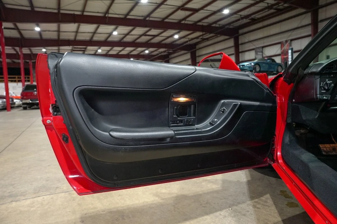 1994 Chevrolet Corvette C4 - Image 29 of 31