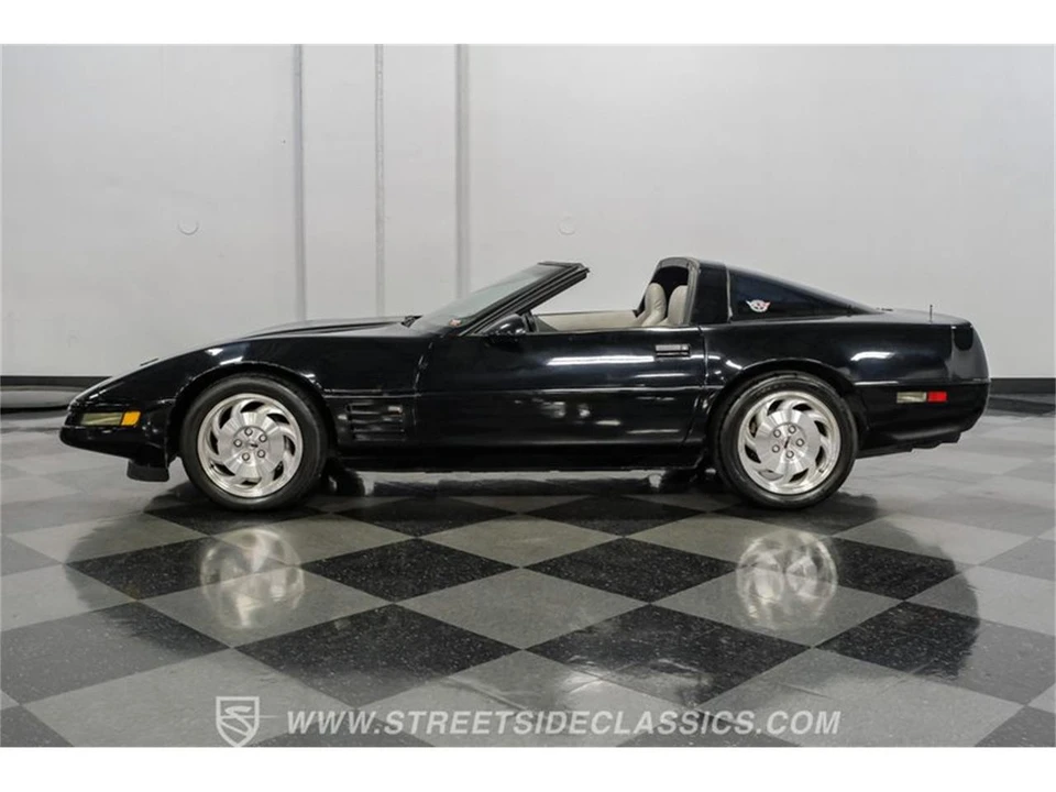 1994 Chevrolet Corvette C4 - Image 2 of 31