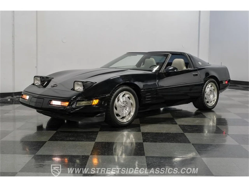 1994 Chevrolet Corvette C4 - Image 24 of 31
