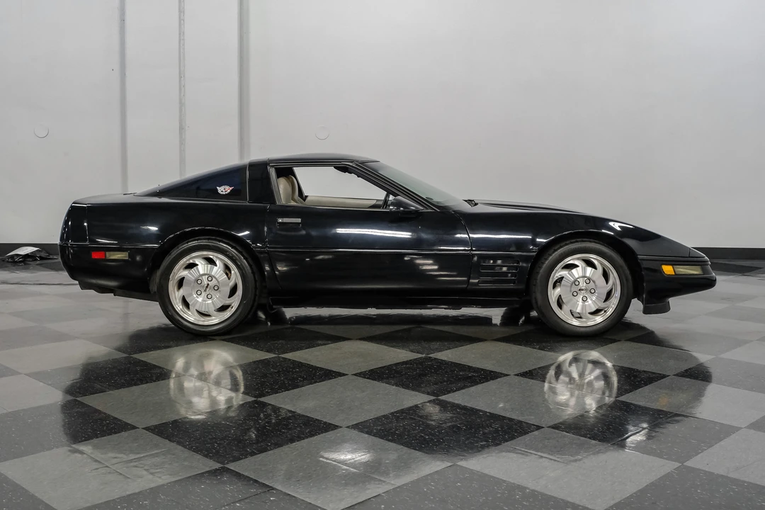 1994 Chevrolet Corvette C4 - Image 18 of 31