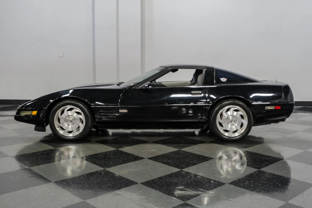 1994 Chevrolet Corvette C4 - Image 8 of 31
