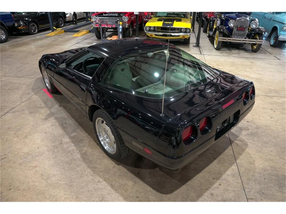 1994 Chevrolet Corvette C4 - Image 16 of 31