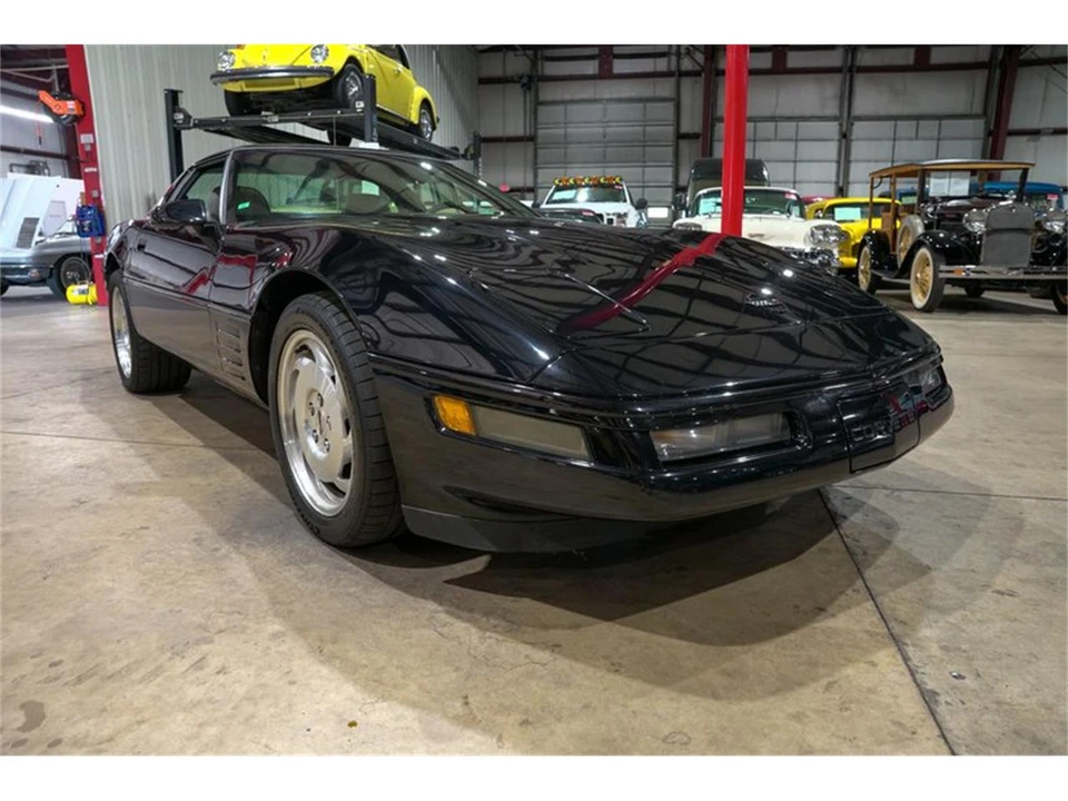 1994 Chevrolet Corvette C4 - Image 12 of 31
