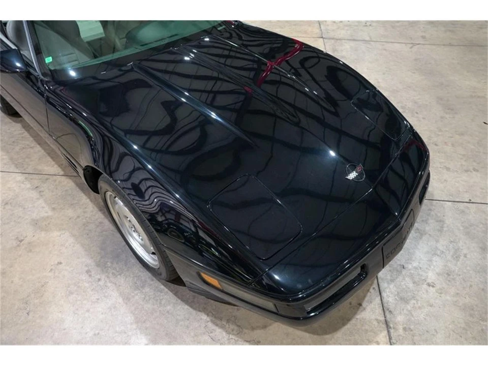 1994 Chevrolet Corvette C4 - Image 18 of 31