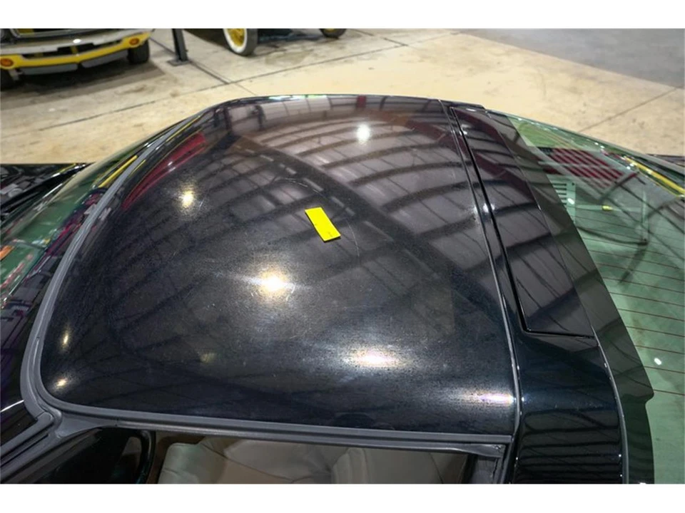 1994 Chevrolet Corvette C4 - Image 28 of 31