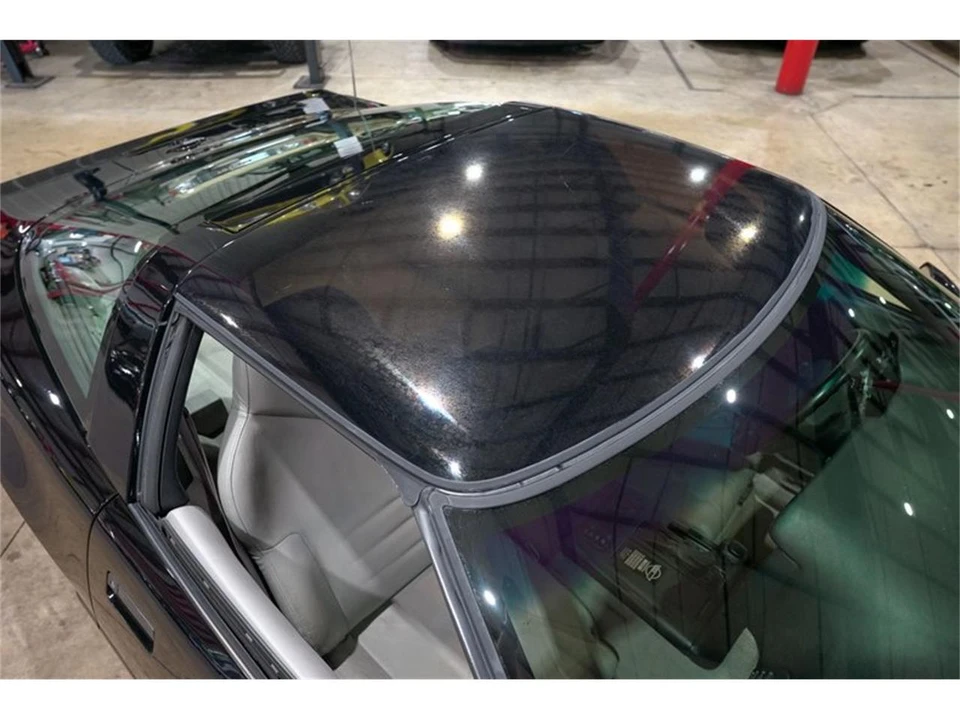 1994 Chevrolet Corvette C4 - Image 19 of 31