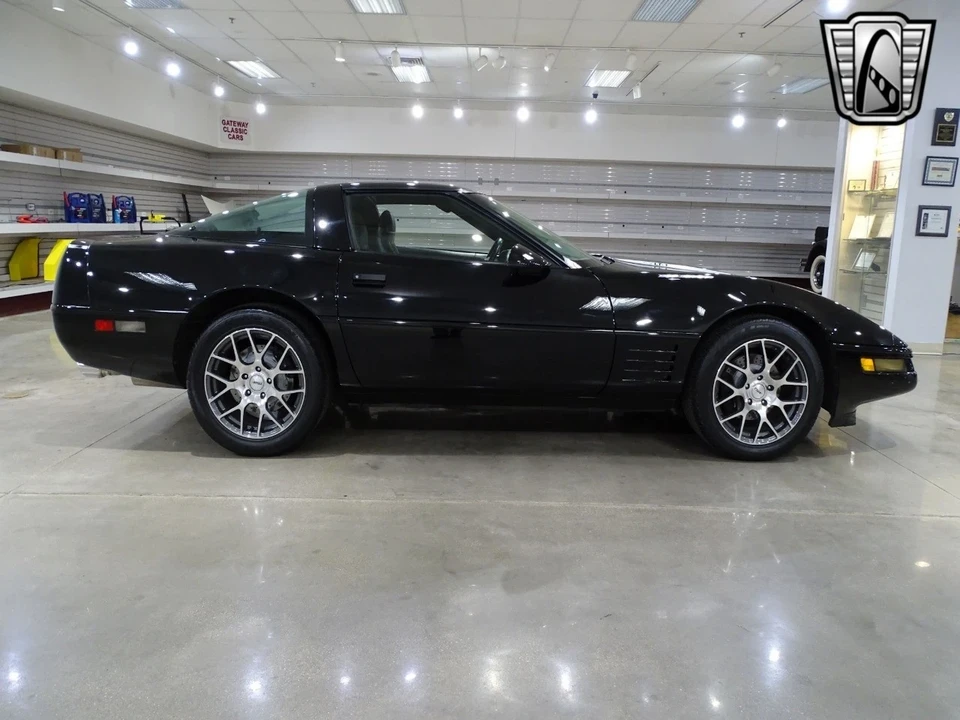 1994 Chevrolet Corvette C4 - Image 10 of 21