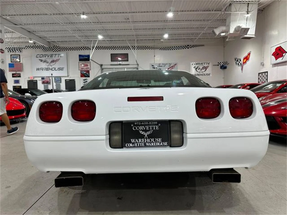 1994 Chevrolet Corvette C4 - Image 23 of 30