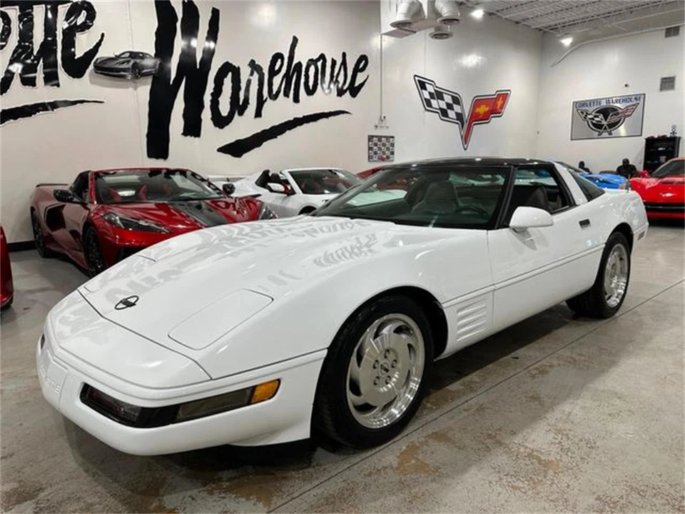 1994 Chevrolet Corvette C4 - Image 24 of 30
