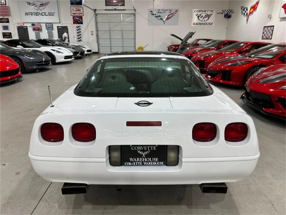 1994 Chevrolet Corvette C4 - Image 30 of 30
