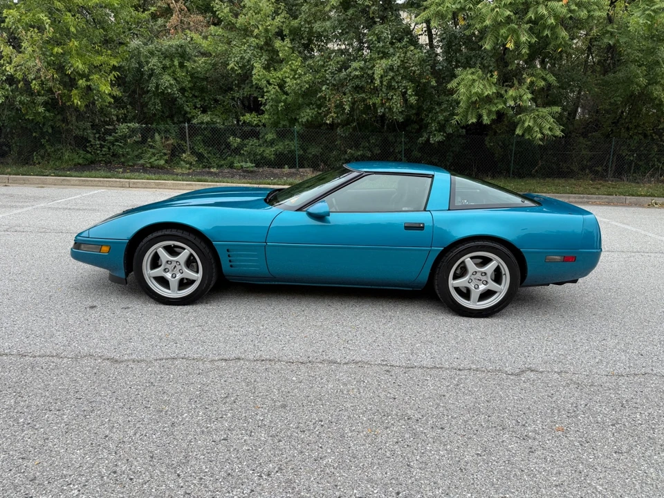 1994 Chevrolet Corvette C4 - Image 4 of 31