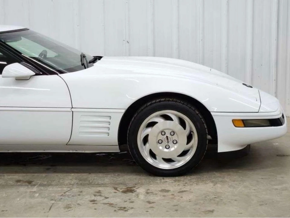 1994 Chevrolet Corvette C4 - Image 10 of 29