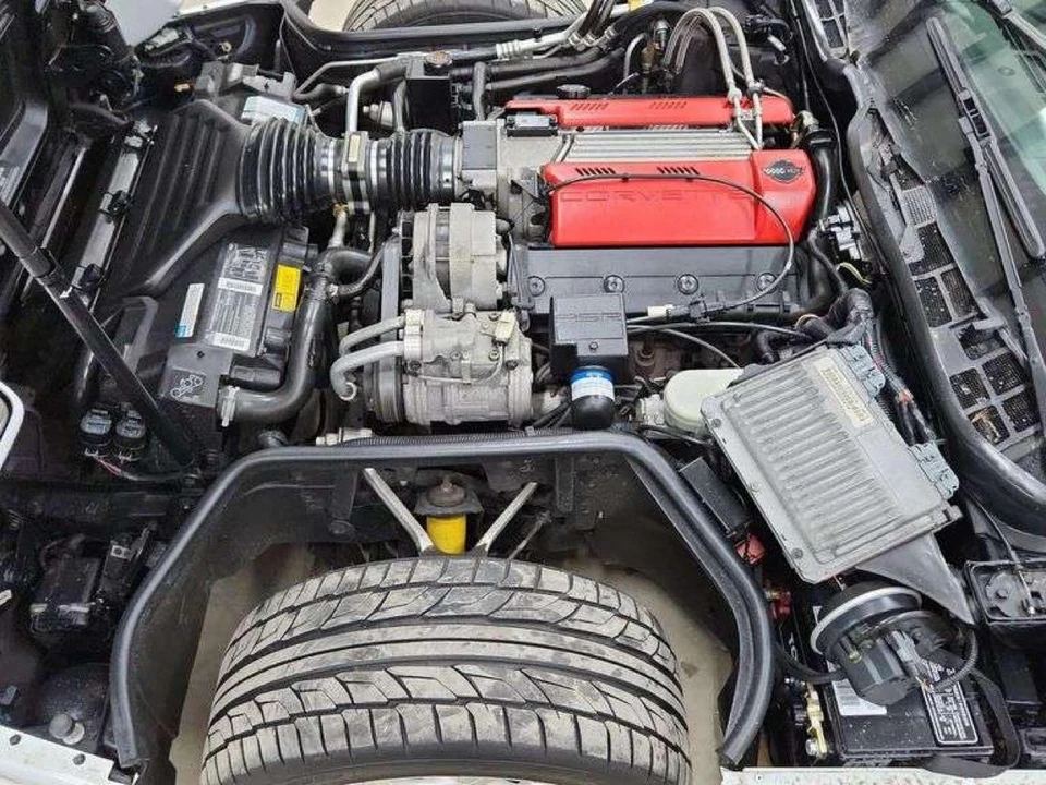 1994 Chevrolet Corvette C4 - Image 18 of 29